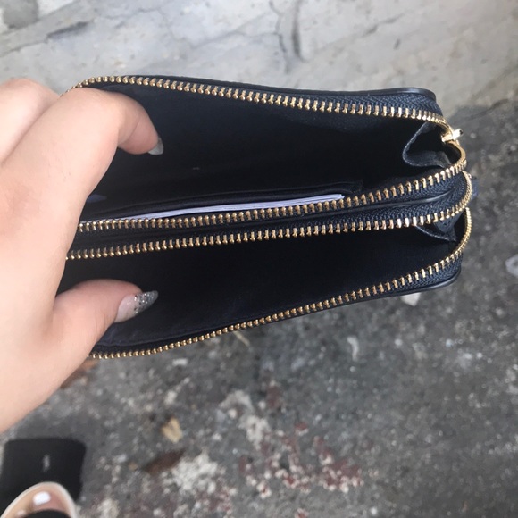 Coach wristlet - Picture 2 of 2
